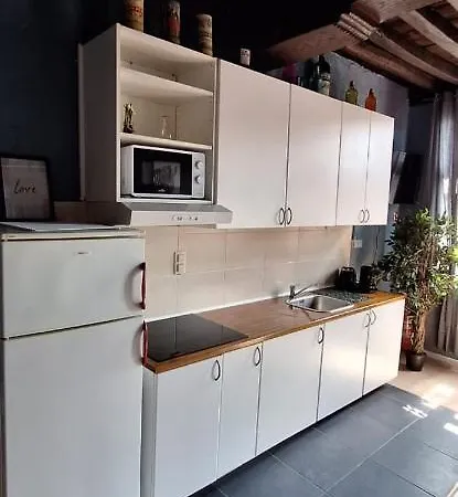 The 16th Century 2br In The City Center *